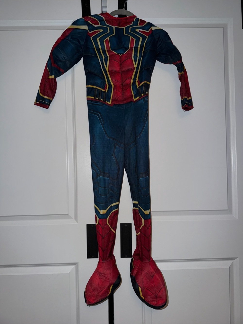 Boys Spider-Man Iron Spider Muscle Costume Size 8–10 Marvel Halloween